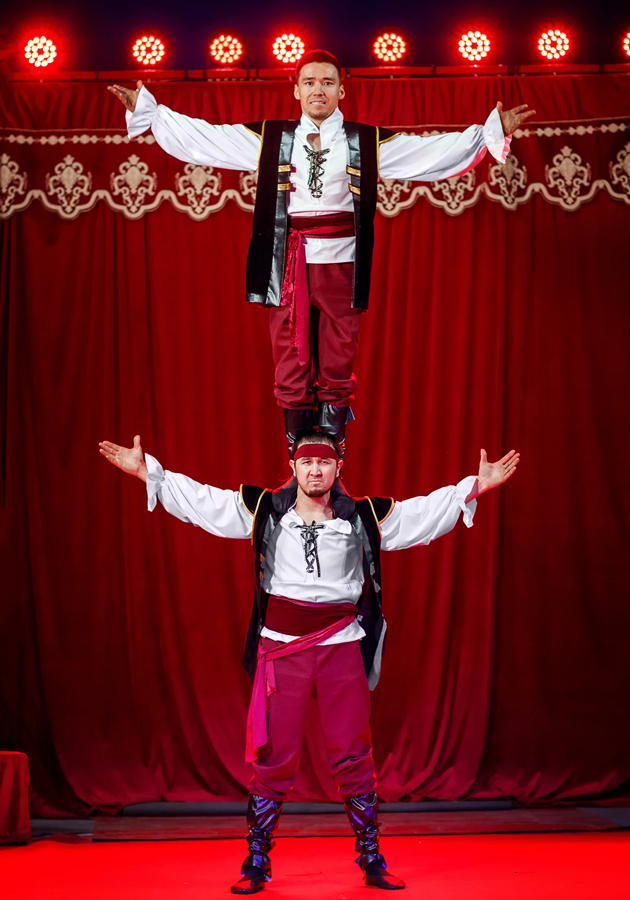 7 и 8 октября цирк «Братьев Мансуровых» представит программу «На грани»