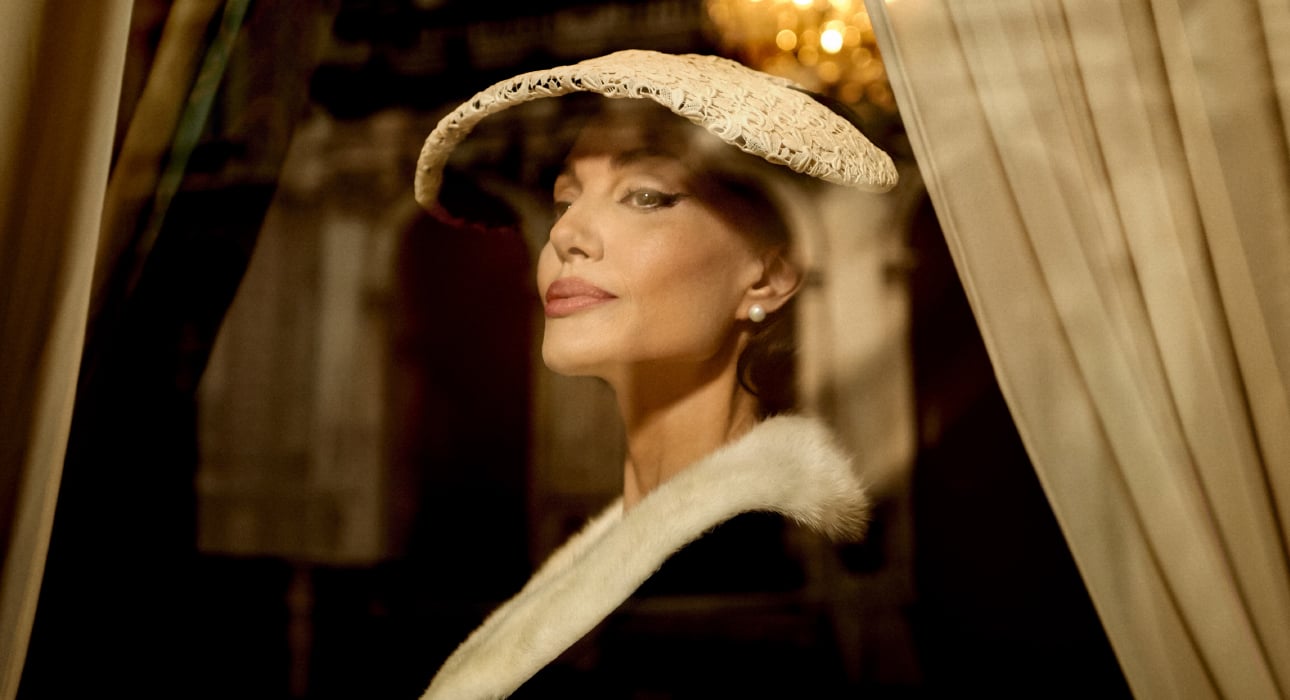 Анджелина Джоли в роли Марии Каллас — первые кадры