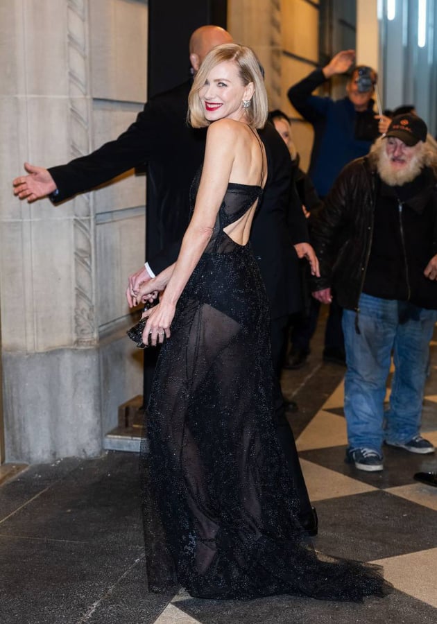 Наоми Уоттс в прозрачном платье Celine на вечеринке в Нью-Йорке