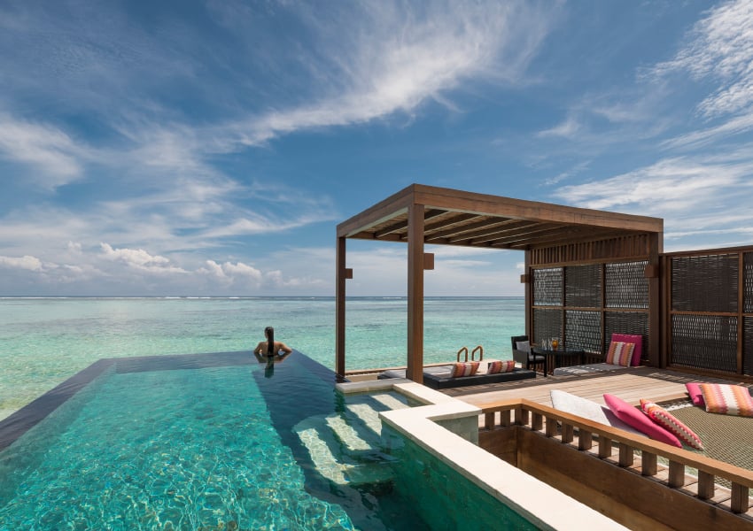 Four Seasons Resort Maldives at Kuda Huraa (Мальдивы)