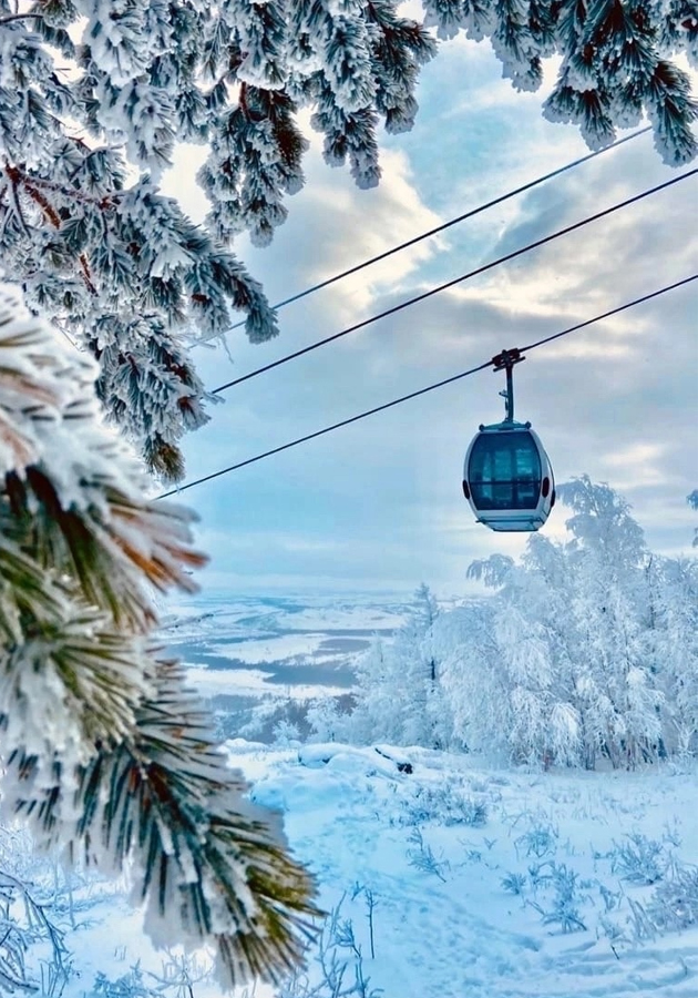 Гонолыжный курорт «Банное» — горы Южного Урала, где в 40 км от города Магнитогорска на берегу озера Банное