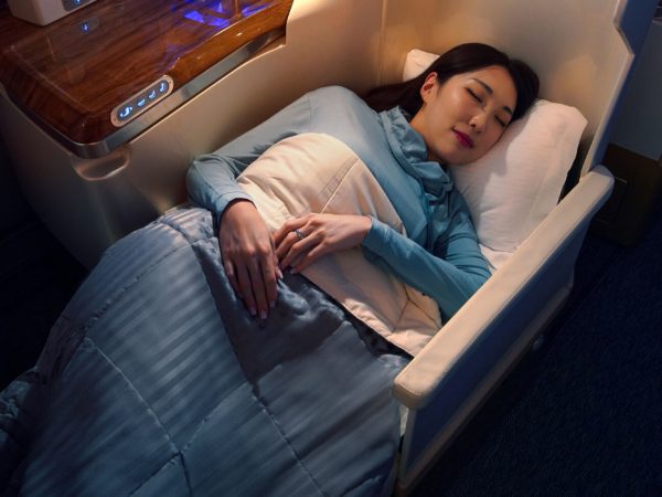 Travel News: Эмирейтс дарит пассажирам бизнес-класса пижамы