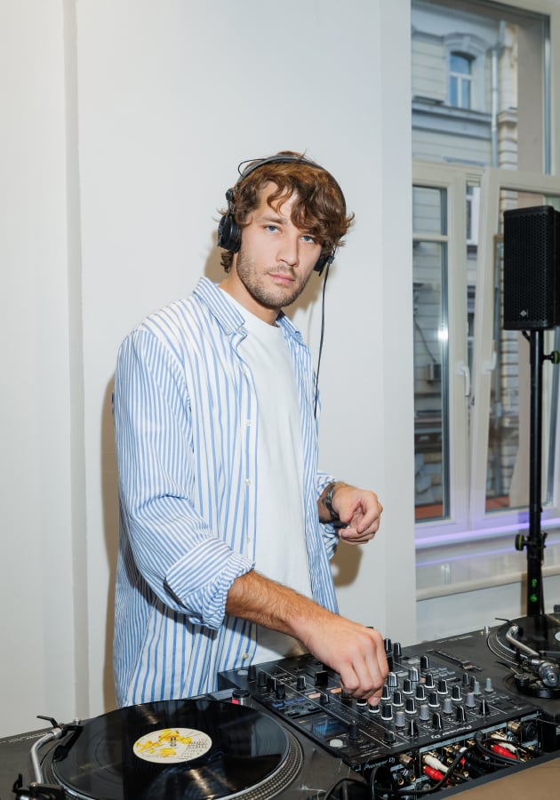 DJ Андрей Захаров