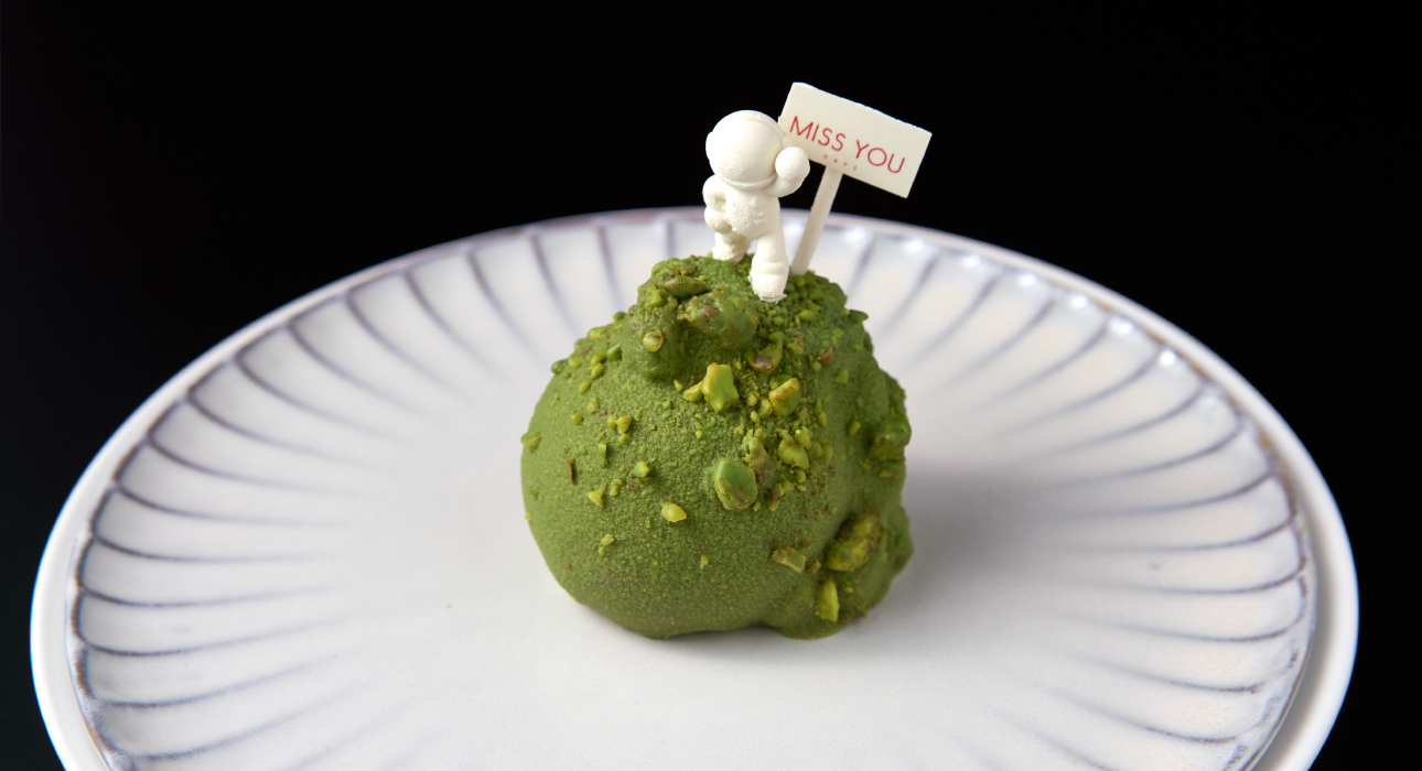 Едим не дома: постные десерты, космические рецепты и Венера с Марсом, охраняющие борщ и пельмени