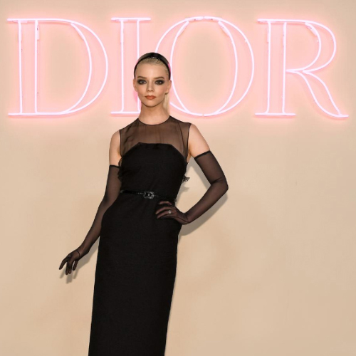 Светский backstage: Шарлиз Терон и&nbsp;Диана Крюгер на&nbsp;шоу Dior Pre-Fall 2024