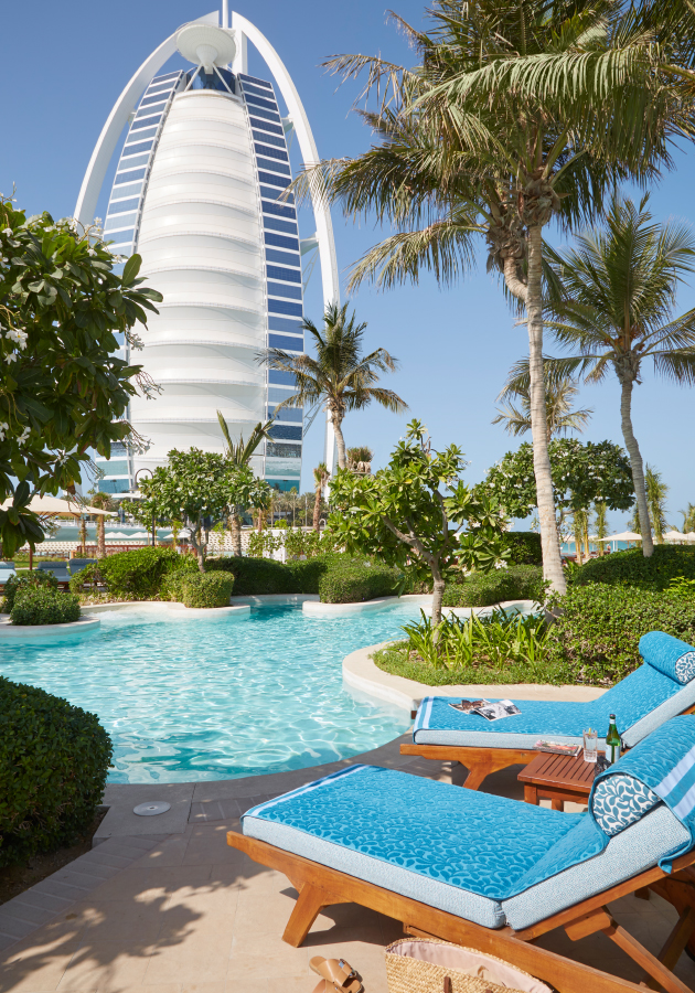 Jumeirah Beach Hotel в Дубае