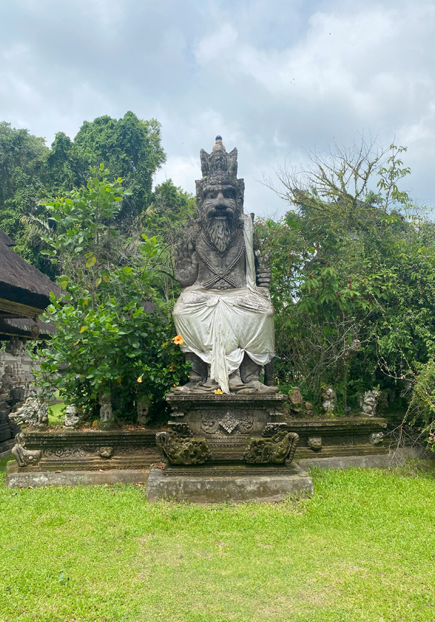 Buahan, A Banyan Tree Escape