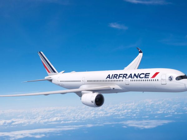 Лучшие коллабы: Air France выпустила аромат для дома в&nbsp;сотрудничестве с&nbsp;парфюмером Франсисом Куркджяном