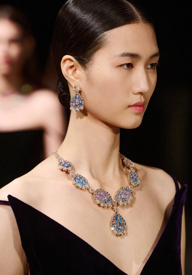 Высокая ювелирная магия Dior в прованском поместье Кристиана Диора