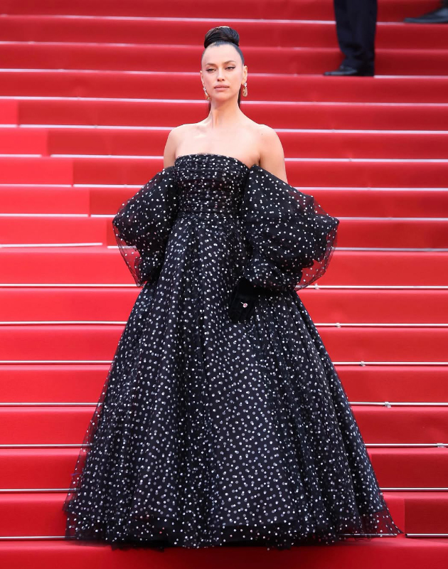 Ирина Шейк (в Armani Prive)
