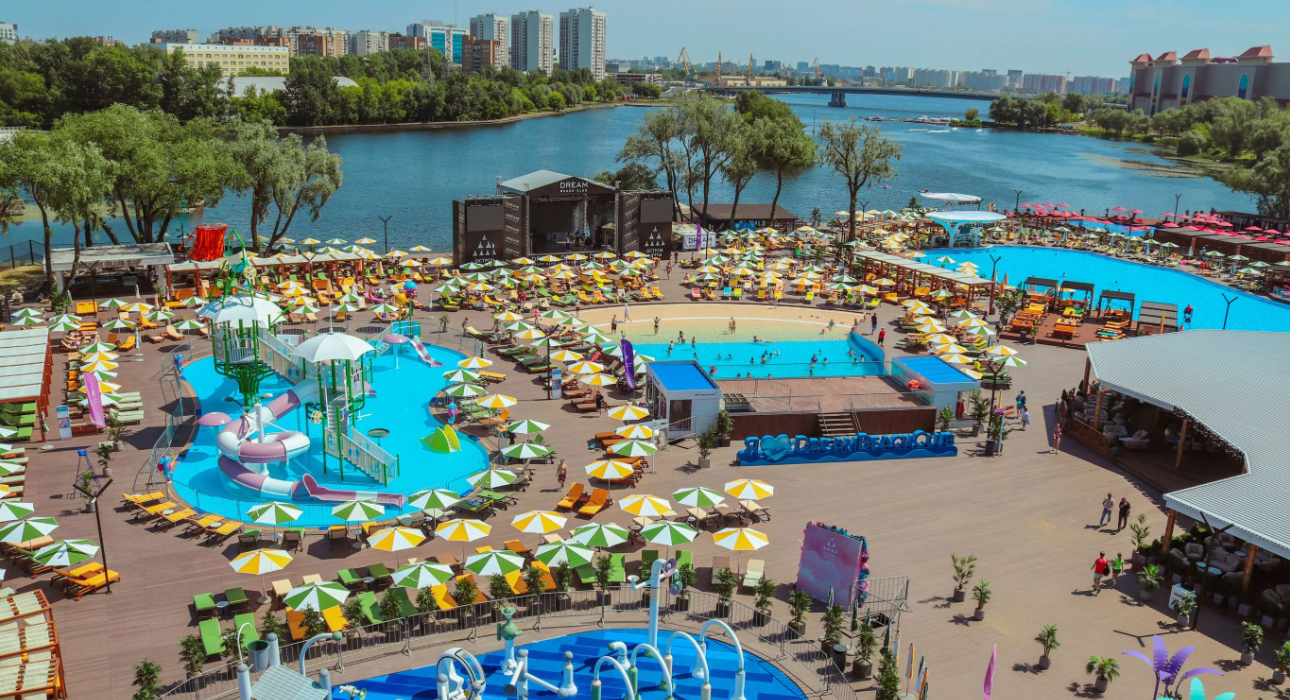 Лучшие пляжи и открытые бассейны Москвы