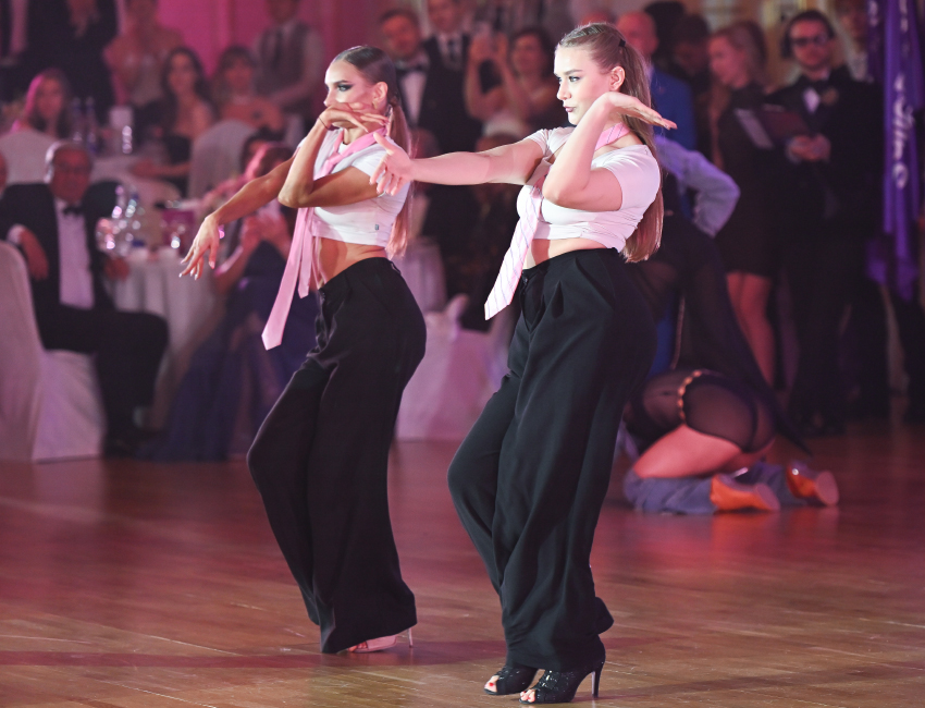 Благотворительный бал Dance Club Awards и финал акции «Танцуй сердцем»