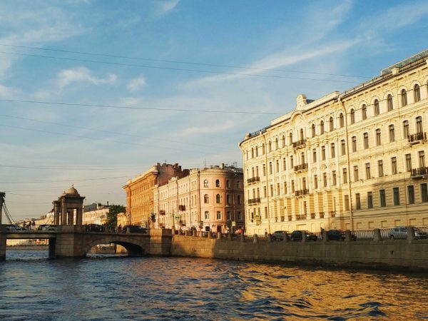Питер Weekly: премьера спектакля &laquo;Утиная охота&raquo; в&nbsp;БДТ, концерт Леонида Агутина, фестиваль &laquo;Белые ночи Фонда Бельканто&raquo; и&nbsp;ресторан SALVE