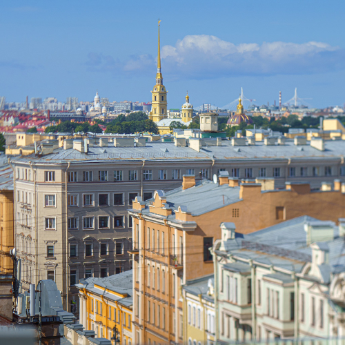 Питер Weekly: шоу-концерт &laquo;Город влюбленных людей&raquo; в&nbsp;Ленинград Центре, императорский сервиз в&nbsp;Русском музее и&nbsp;терраса VINO&amp;VODA в&nbsp;бутик-отеле Indigo St. Petersburg-Tchaikovskogo