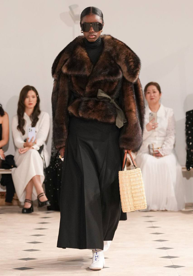 Дебютный показ Майкла Райдера для Celine