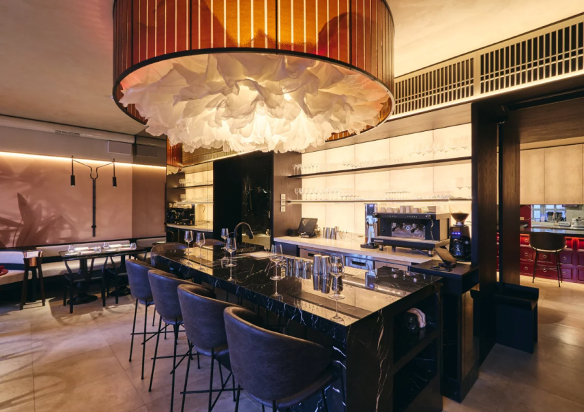 Ресторан азиатской кухни Lotus Bistro