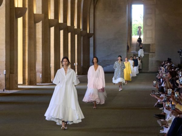 Fashion Digest: от&nbsp;прованской ностальгии Jacquemus до&nbsp;литературных клубов Miu Miu