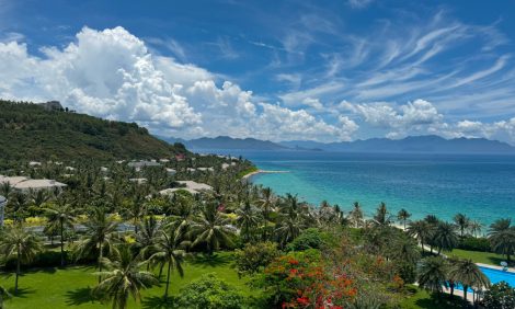Nha Trang Marriott Resort &amp;&nbsp;Spa во&nbsp;Вьетнаме&nbsp;&mdash; многокилометровый частный пляж, манго над головой и&nbsp;собственная канатная дорога