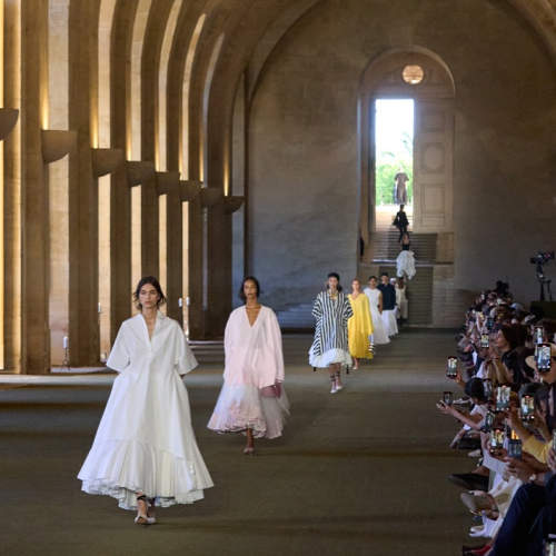 Fashion Digest: от&nbsp;прованской ностальгии Jacquemus до&nbsp;литературных клубов Miu Miu