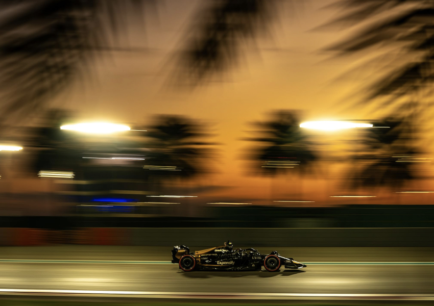 Спортивная драма F1 с Брэдом Питтом выйдет на цифровых платформах 22 августа 2025 года