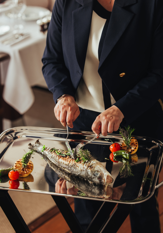Идеальный уик-энд: жемчужина Лазурного Берега — пляж отеля Hôtel Barrière Le Majestic Cannes и новый ресторан Le Ciro’s