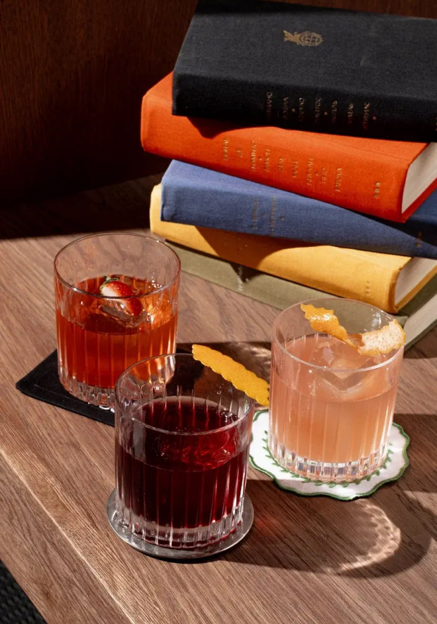ROOTS LE PETIT BAR