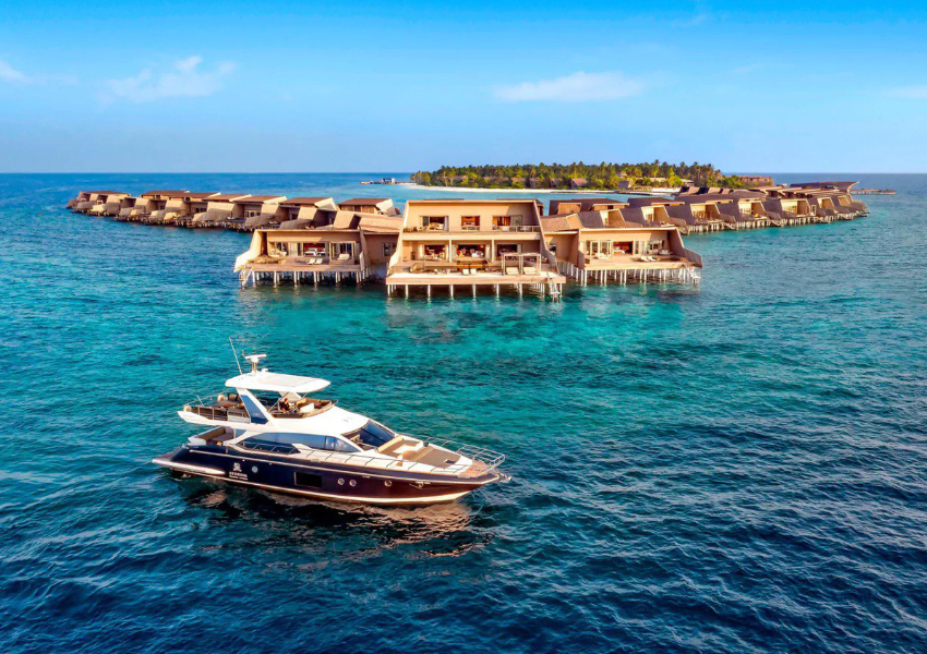 The St. Regis Maldives Vommuli Resort (Мальдивы)