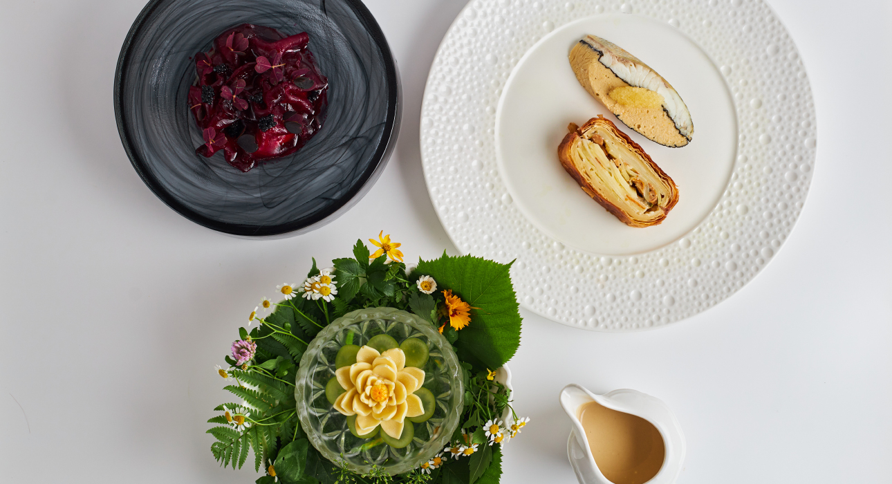 Едим не дома: фестиваль сырников в ресторане Modus, коктейли-сангрии в AVA Bistro и фестиваль Set-o-Mania в ресторане «Шануар»