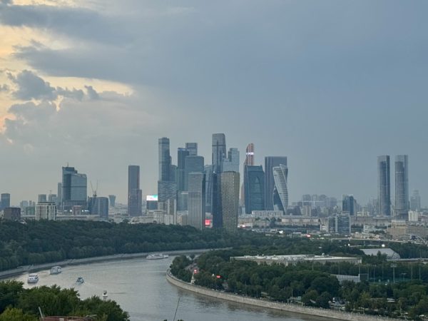 МоскваWeekly: кино о&nbsp;Москве в&nbsp;&laquo;Художественном&raquo;, &laquo;Выставка одного произведения&raquo; в&nbsp;Пушкинском и&nbsp;концерт Uma2rman в&nbsp;рамках &laquo;Вельвет Фест 2025&raquo;