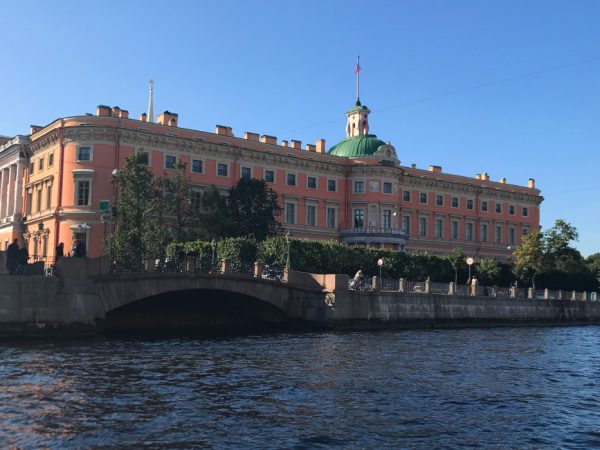 Питер Weekly: выставка &laquo;О, море, море!&raquo;, диско на&nbsp;крыше с&nbsp;симфоническим оркестром и&nbsp;новое кафе &laquo;Круч&raquo;