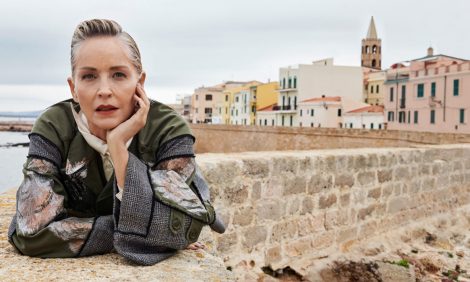 Style Notes: Шэрон Стоун&nbsp;&mdash; в&nbsp;кампейне Antonio Marras осень-зима 2025