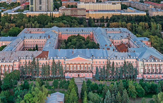Екатерининский дворец в Лефортово