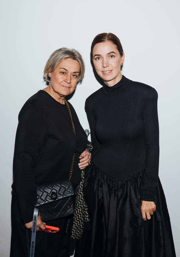 Наталия Черкасова и Алёна Ахмадуллина