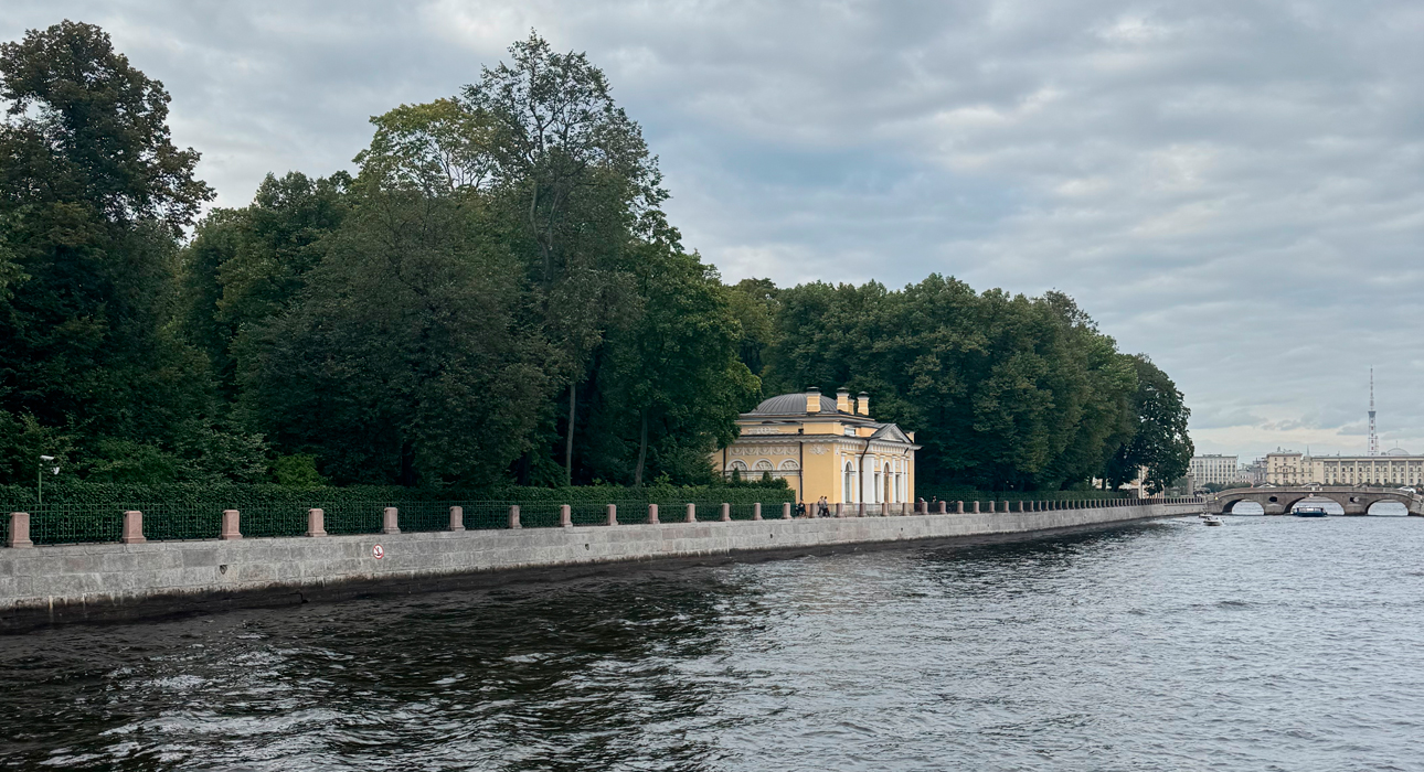 Питер Weekly: «Гроза» в БДТ, «Куинджи» в Русском музее и виды с террасы ресторана VINO&VODA на крыше
