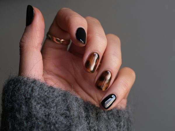 Beauty News: в&nbsp;Европе запретили гель-лаки, негативно влияющие на&nbsp;репродуктивное здоровье