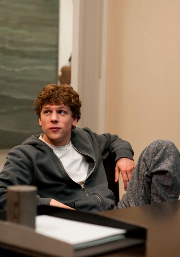 Джесси Айзенберг пожертвует почку незнакомцу