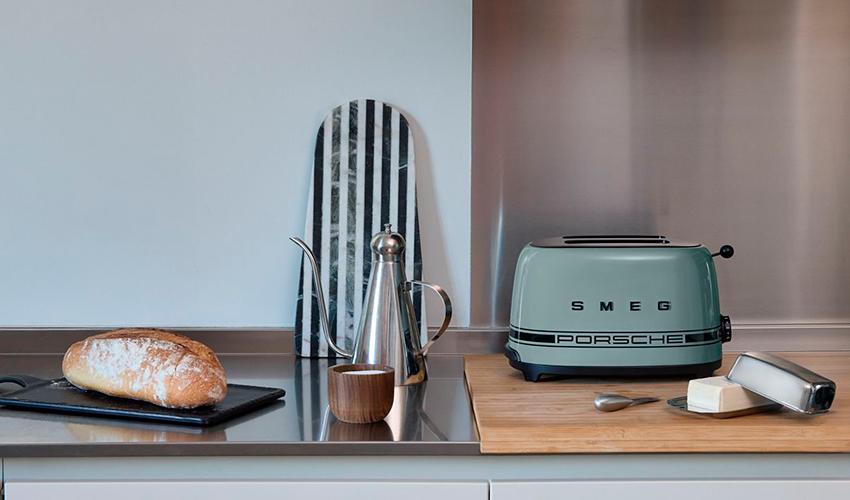 Лучшие коллабы: лимитированная коллекция Porsche x SMEG