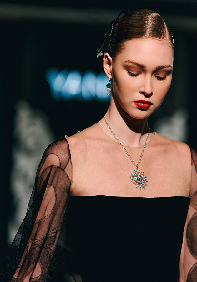 Украшения из высокой ювелирной коллекции EIRINE на показе YANINA Couture