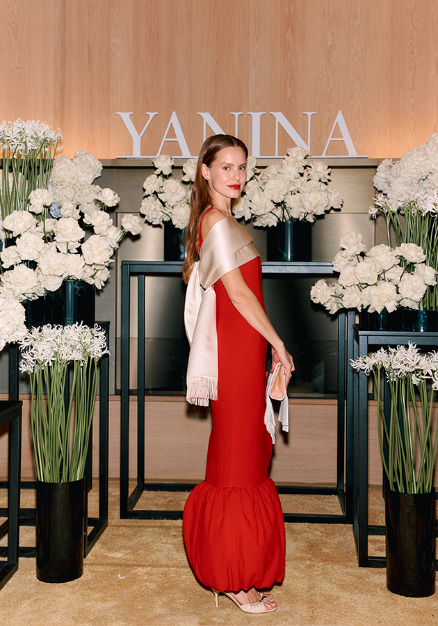 Дарья Клюкина (в образе YANINA Couture)