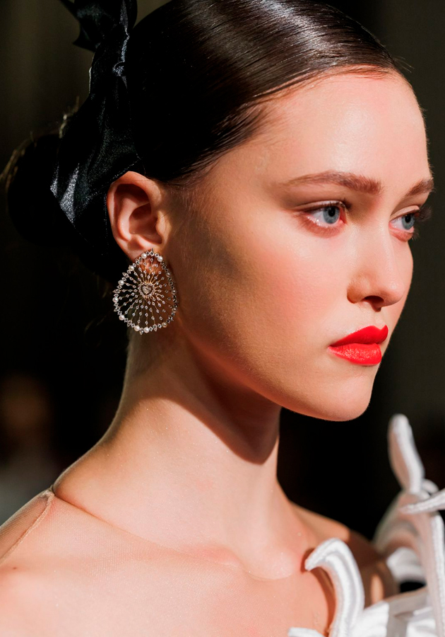 Украшения из высокой ювелирной коллекции EIRINE на показе YANINA Couture