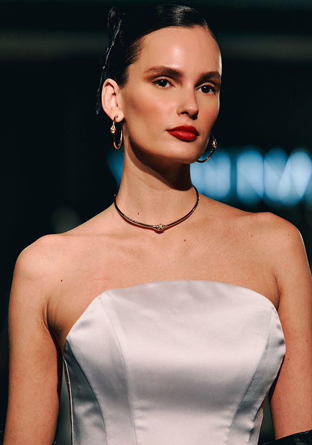 Украшения из высокой ювелирной коллекции EIRINE на показе YANINA Couture