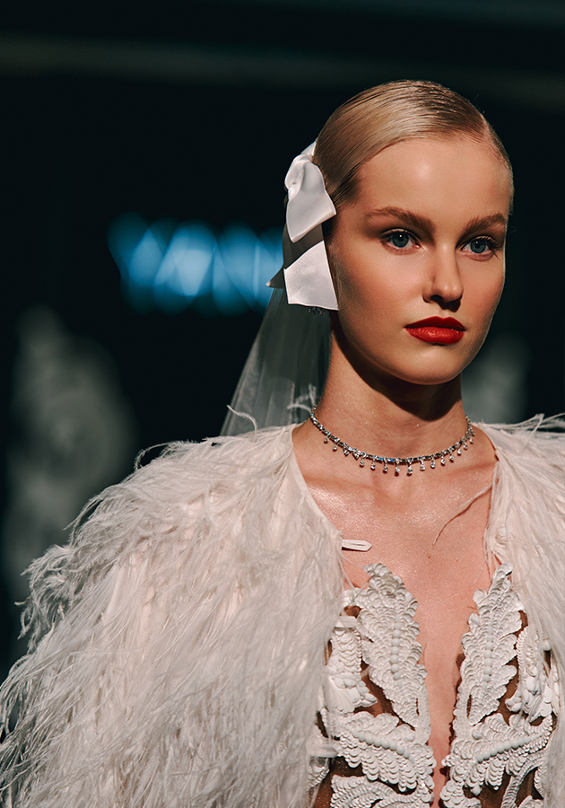 Украшения из высокой ювелирной коллекции EIRINE на показе YANINA Couture