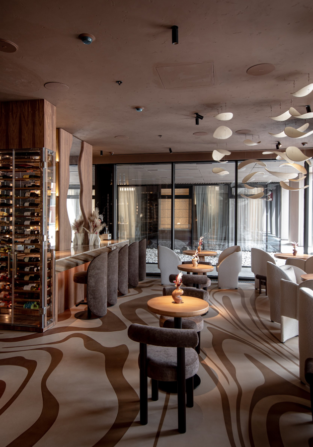 Ресторан InOut Bistro и московский дизайн-отель «СтандАрт» представили совместную коллаборацию