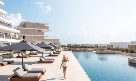 Travel-дайджест: выставка в&nbsp;честь Майи Плисецкой в&nbsp;Люксембурге, мастер-класс по&nbsp;созданию джелато в&nbsp;Италии и&nbsp;винный ужин с&nbsp;Иларией Феллуга на&nbsp;Мальдивах