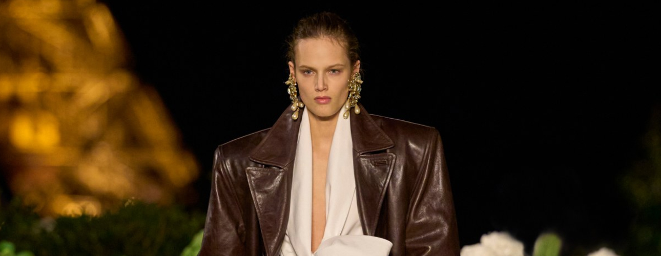 Fashion Digest: главное с&nbsp;Недели моды в&nbsp;Париже&nbsp;&mdash; показы Saint Laurent, Louis Vuitton и&nbsp;Schiaparelli