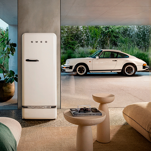 Лучшие коллабы-2025: лимитированная коллекция Porsche x&nbsp;SMEG