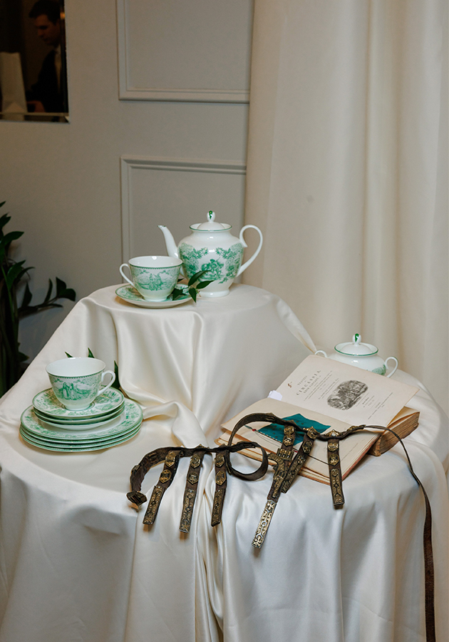 Превью выставки Voyage en Circassie с коллекцией старинных гравюр из частного собрания историка Тамары Коблевой