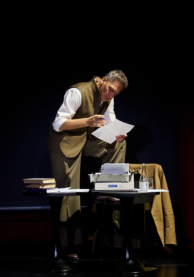 Артем Ткаченко 