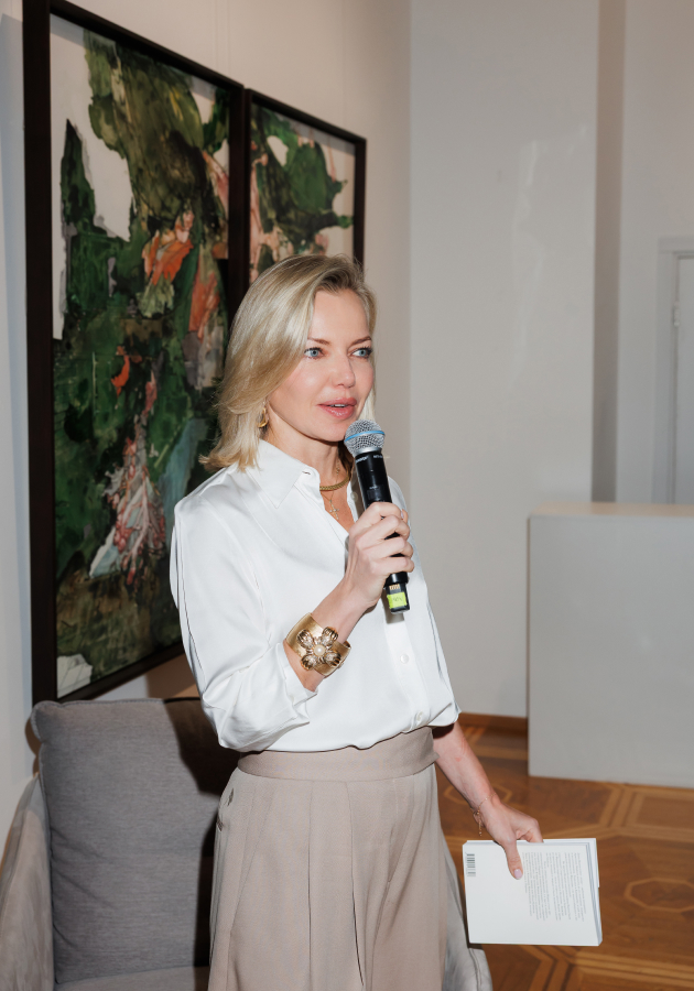 Анна Андронова