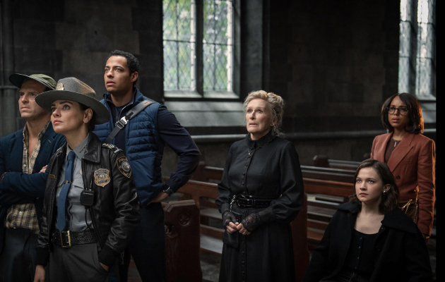 «Достать ножи: Воскрешение покойника»